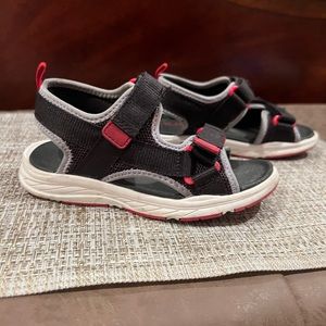 Toddler Boys Size 11 Velcro Sandals